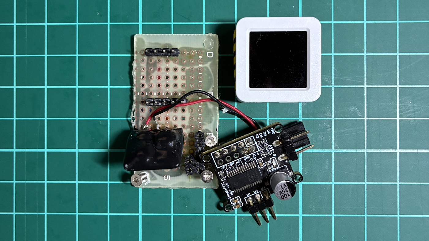 ATOM S3、SimpleFOC Mini、BP5293-50 を1枚の基板に載せた状態